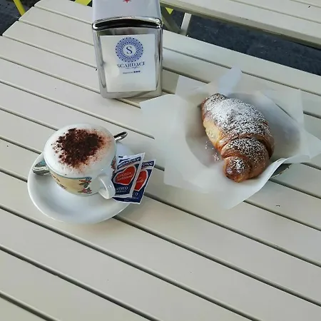 بيت ضيافة دا جياني إي لوسيا رومز 2*