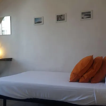 Pensjonat Da Gianni E Lucia With Bathroom In The Center Katania