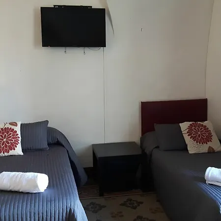 Da Gianni E Lucia With Bathroom In The Center Гостевой дом Катания