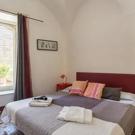 Da Gianni E Lucia With Bathroom In The Center 3*