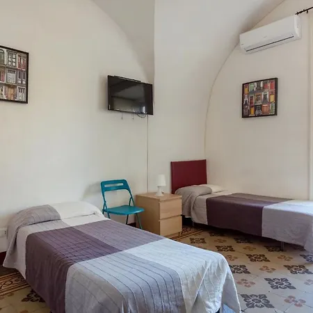 Da Gianni E Lucia With Bathroom In The Center Pensjonat 2*