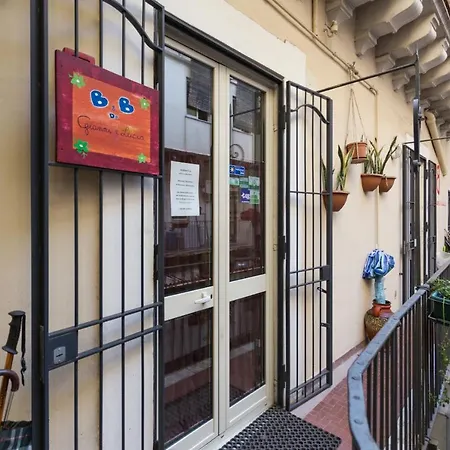 Da Gianni E Lucia With Bathroom In The Center Pensjonat Katania