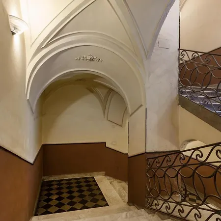 Da Gianni E Lucia With Bathroom In The Center Pensjonat 2*