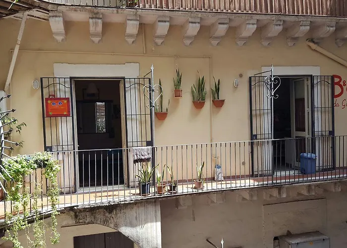בית הארחה Da Gianni E Lucia With Bathroom In The Center 3*
